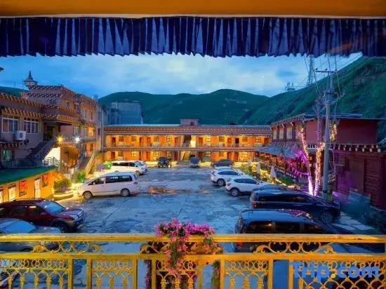 Garze Tagong Grassland Hotel