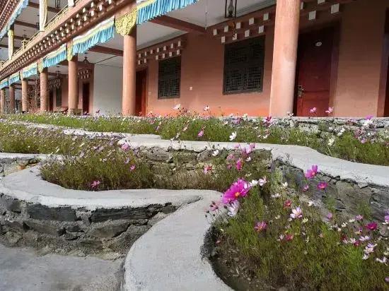 Garze Tagong Grassland Hotel