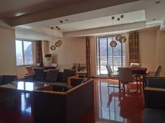 Huangqiao Hotel