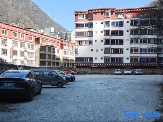Xinyuan Hostel