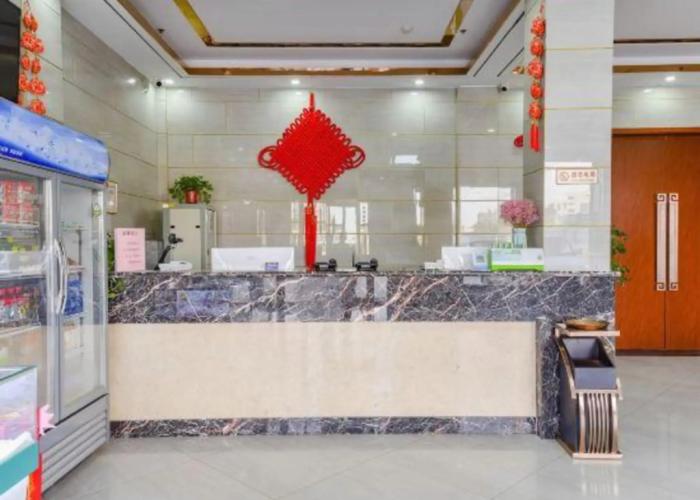 Minghu Hotel