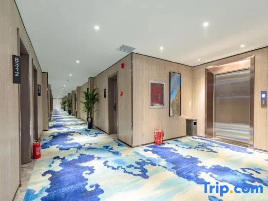 303 Chain Boutique Hotel (Shangqiu south station store)