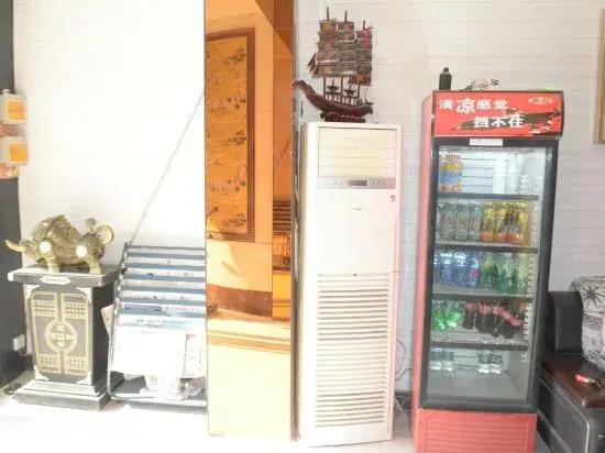 Xinyuan Hotel (Shangqiu railway station store)