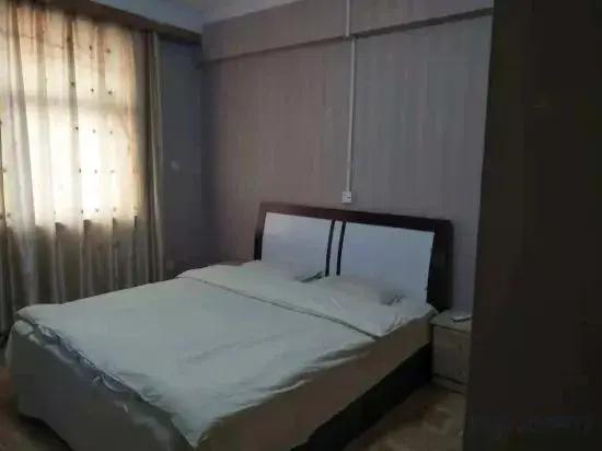 Shangqiu Xianglan Hotel (New Normal University)