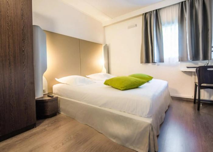 Mandarina Hotel Luxembourg Airport ( Ex Campanile)