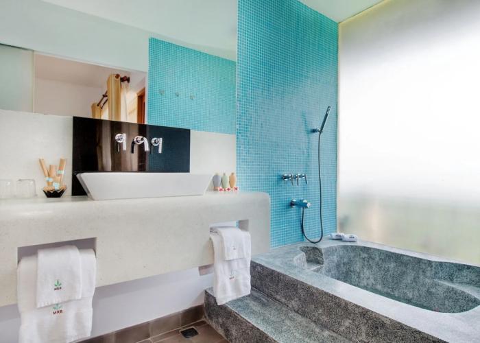 Mekong Riverside Boutique Resort & Spa