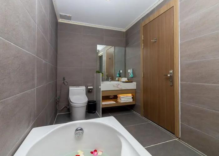 Pearl Beach Hotel Quy Nhon