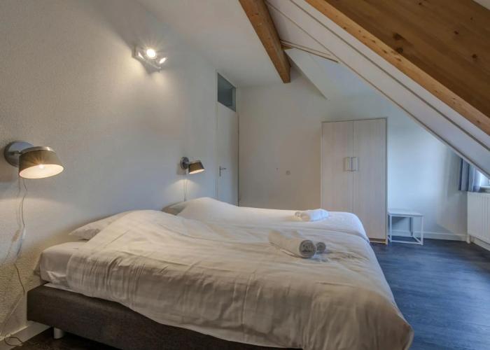 Restyled Villa With Dishwasher, Near the Beach