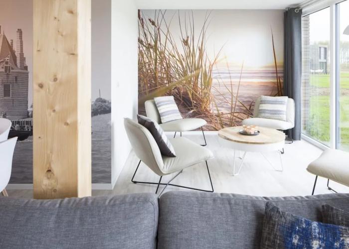 Modern Villa With 3 Bathrooms, Located Close to Lake Veere