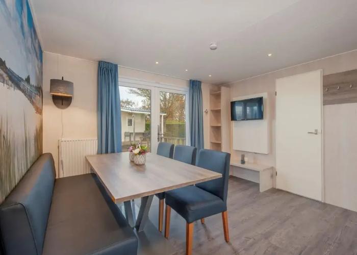 Comfortable Chalet With Dishwasher, Beach at Walkingdistance