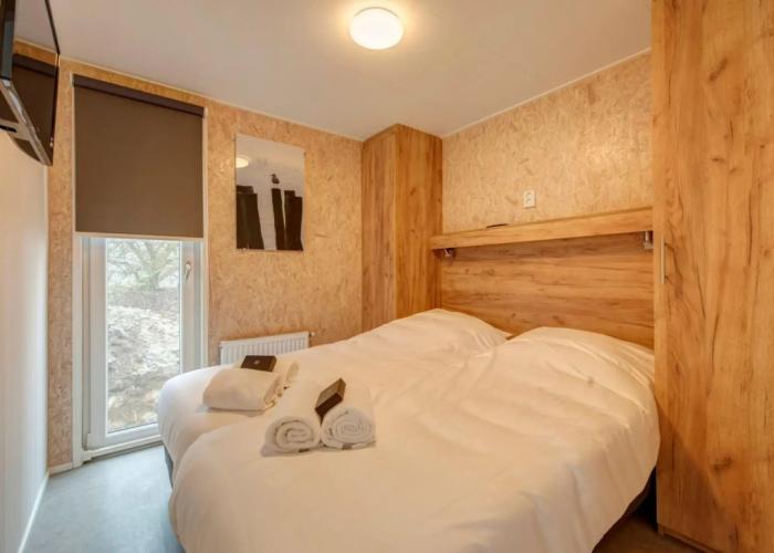 Modern Chalet With Microwave, Beach Within Walking Distance