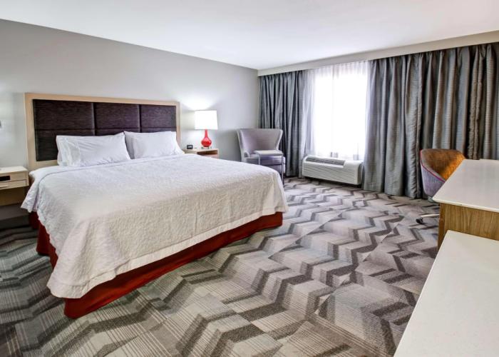 Hampton Inn & Suites by Hilton Medicine Hat
