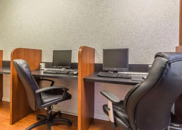 Comfort Inn & Suites Medicine Hat