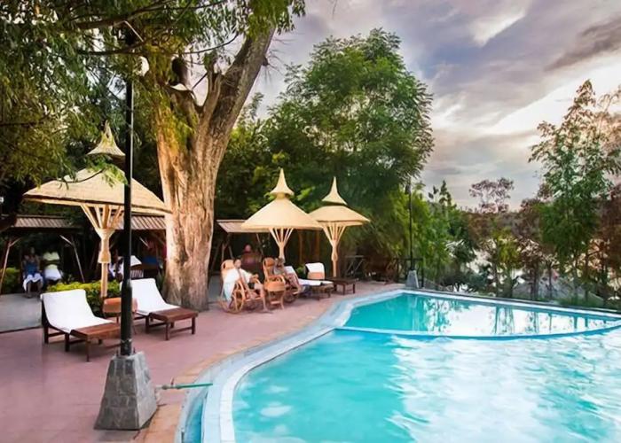 Liesak Resort