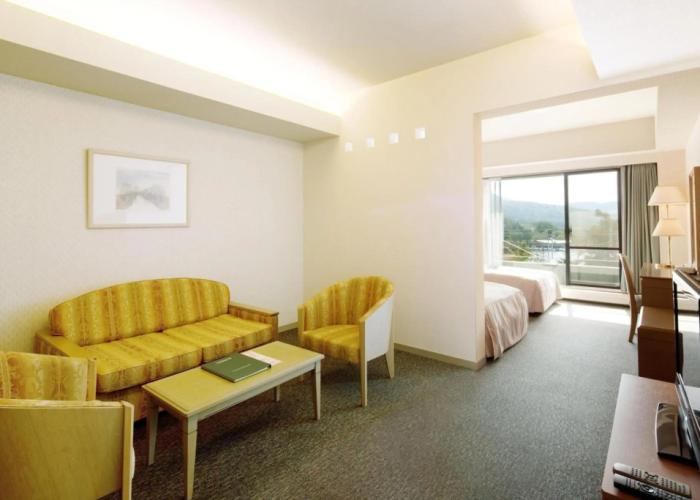 Izumigo, AMBIENT Tateshina Hotel