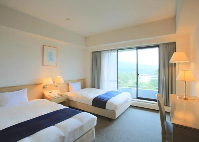 Izumigo, AMBIENT Tateshina Hotel