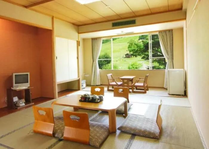 Ikenotaira Shirakaba Kogen Hotel