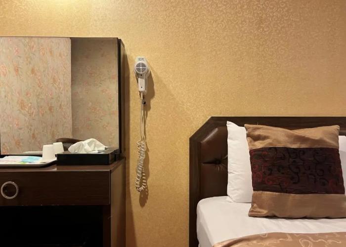 Shinyes Motel