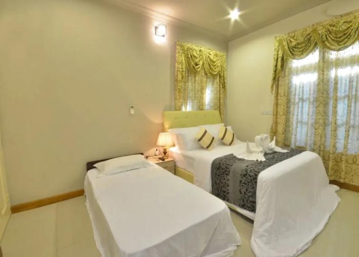 Ukulhas Beach Inn Hotel