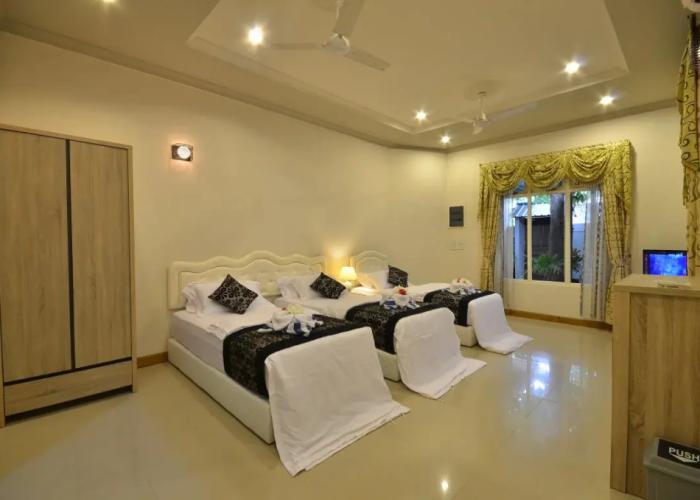 Ukulhas Beach Inn Hotel