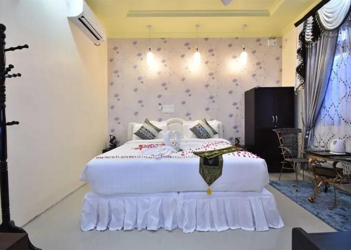 Holiday Haven Ukulhas Hotel