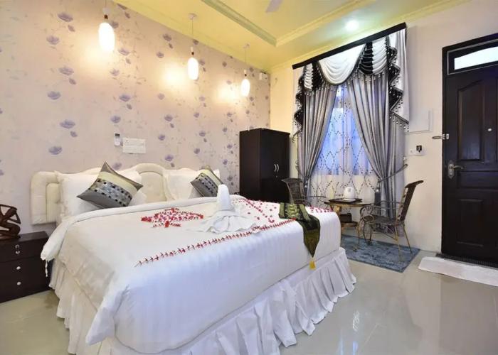 Holiday Haven Ukulhas Hotel