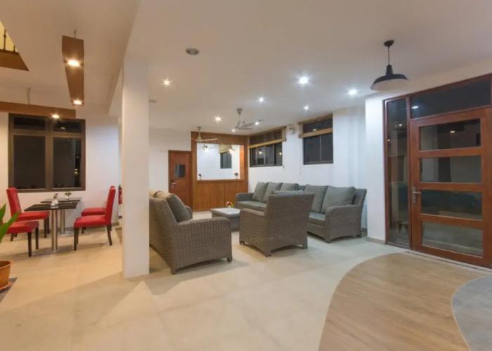 Paguro Beach Inn