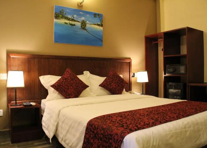 Paguro Beach Inn
