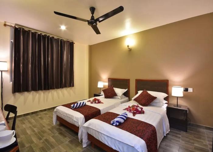 Paguro Beach Inn