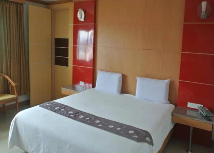 Satit Grand View Hotel