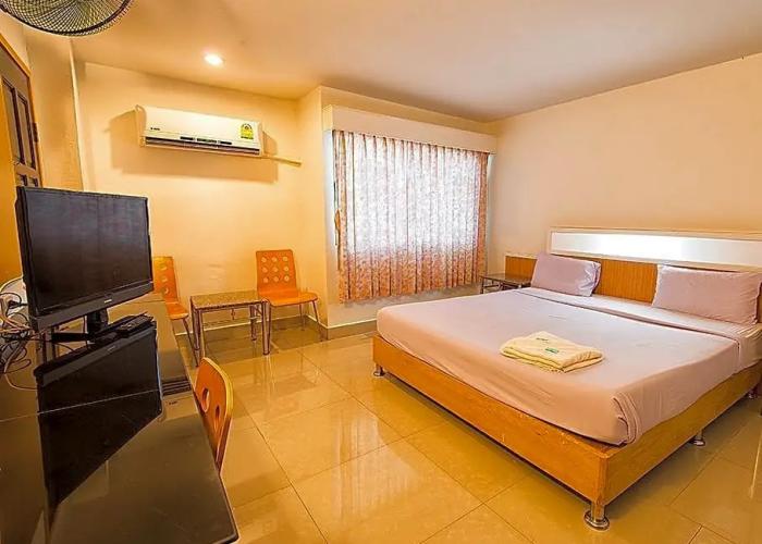 Satit Hotel