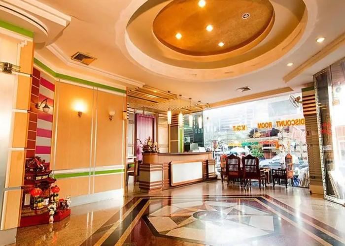 Satit Hotel