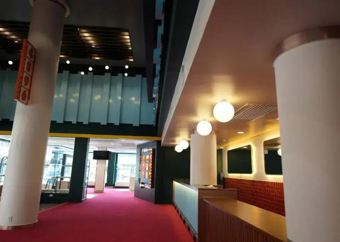 NW 4896 Theater Hotel @ Samnakkham