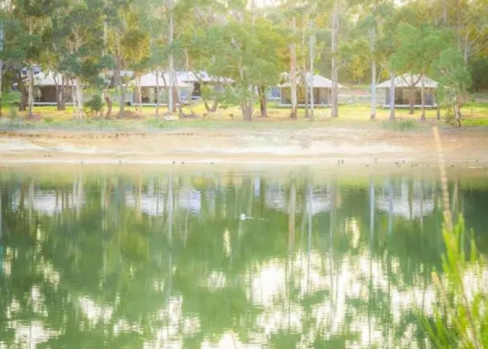 Olio Bello Lakeside Glamping