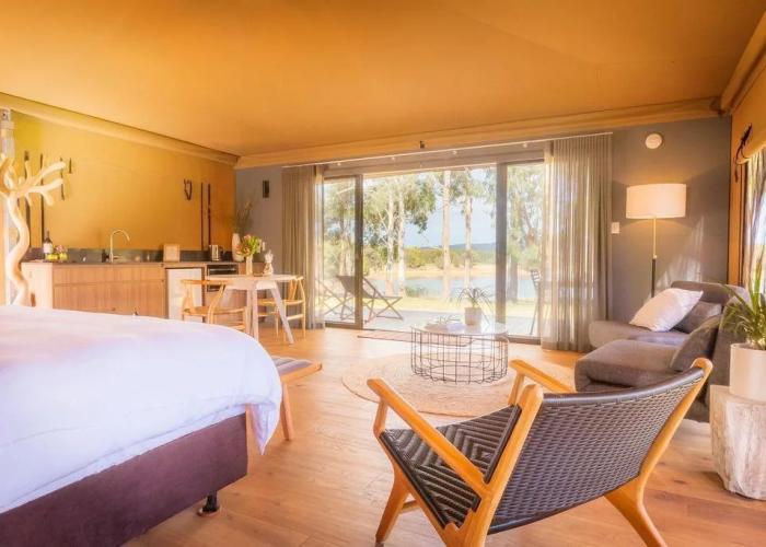 Olio Bello Lakeside Glamping