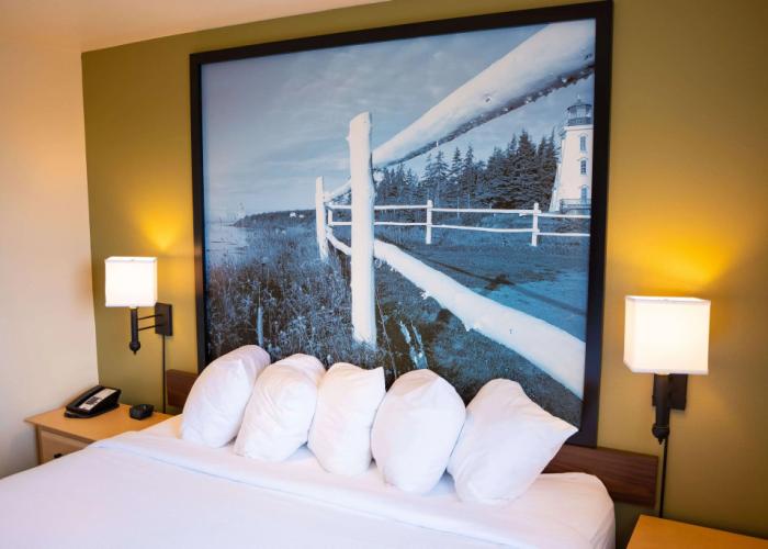Super 8 by Wyndham Amherst NS