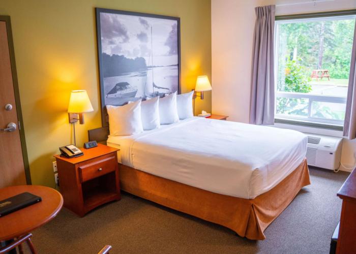 Super 8 by Wyndham Amherst NS