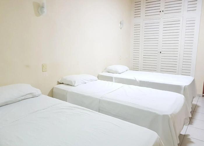 OYO Del Verde Hotel