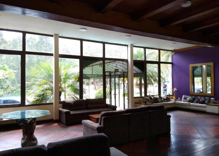 OYO Del Verde Hotel
