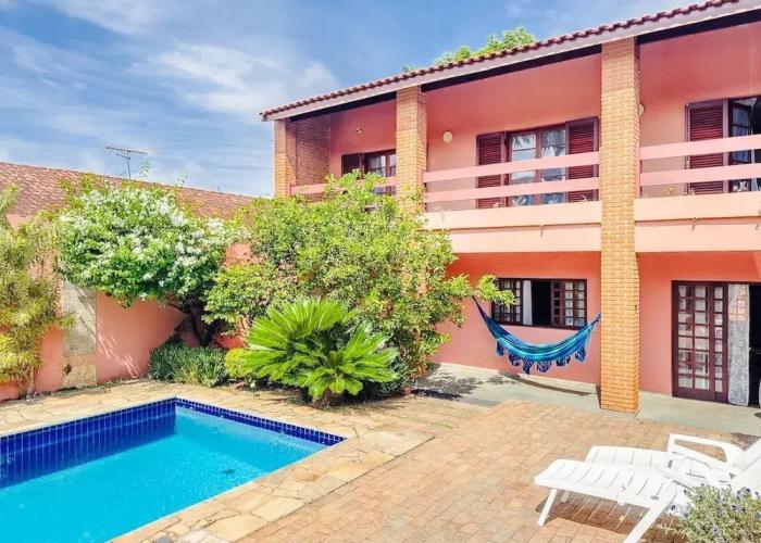Casa espaçosa na Granja Viana
