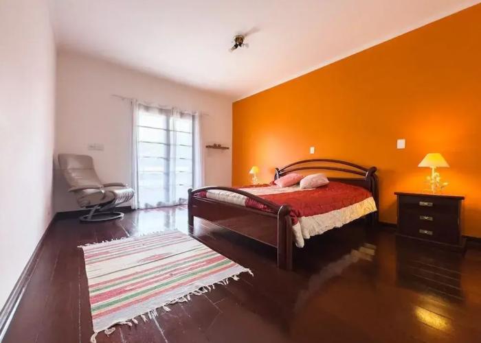 Casa espaçosa na Granja Viana