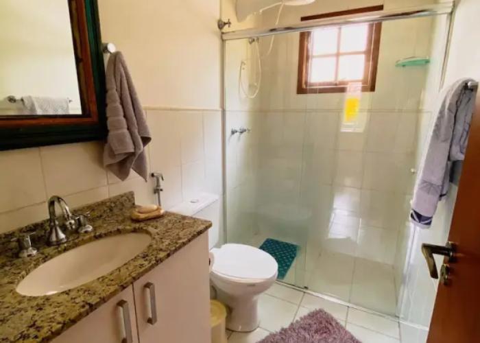 Espaço gourmet e home-office na Granja Viana