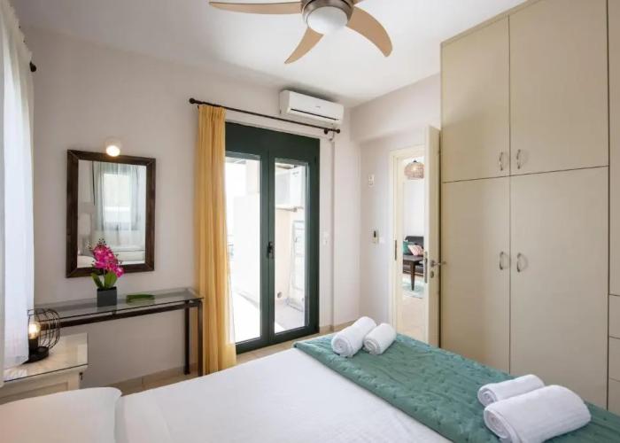 Portela Apartments Kastri