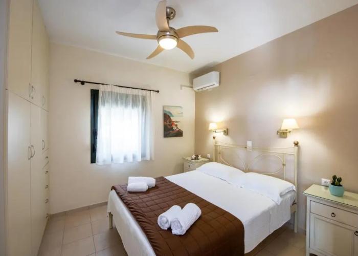 Portela Apartments Kastri