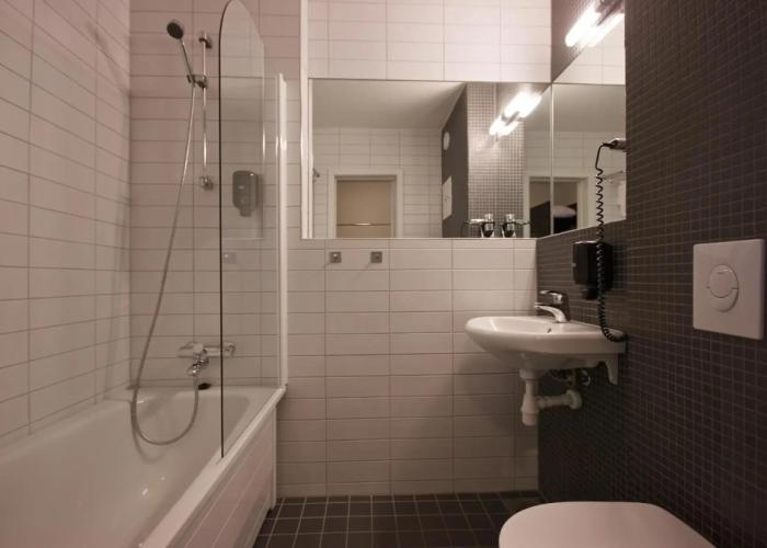 Comfort Hotel Victoria Floro, Markegata 43, 6900, Norway
