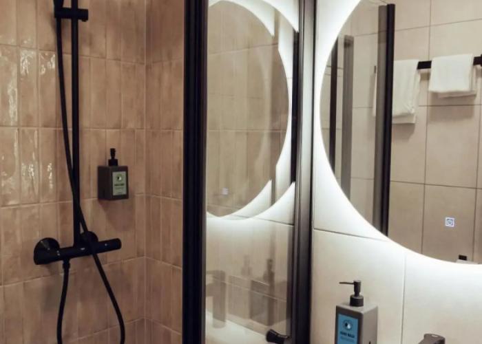 Comfort Hotel Victoria Floro, Markegata 43, 6900, Norway