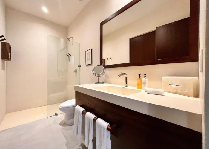 Marea Beachfront Villas