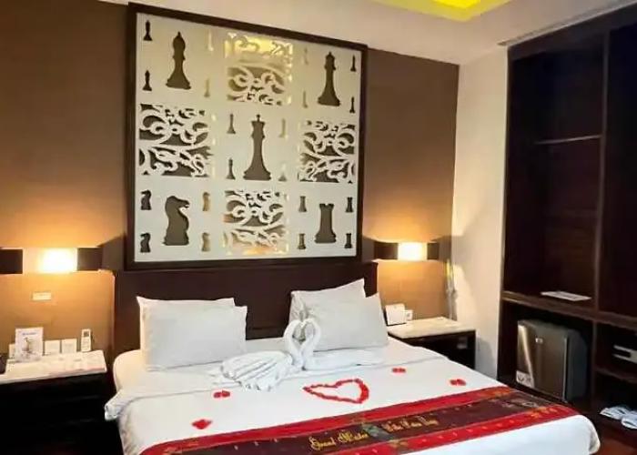 Grand Master Villa Tomohon