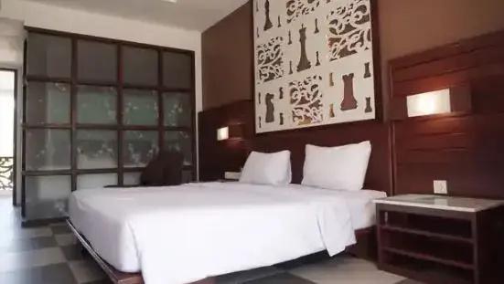 Grand Master Villa Tomohon