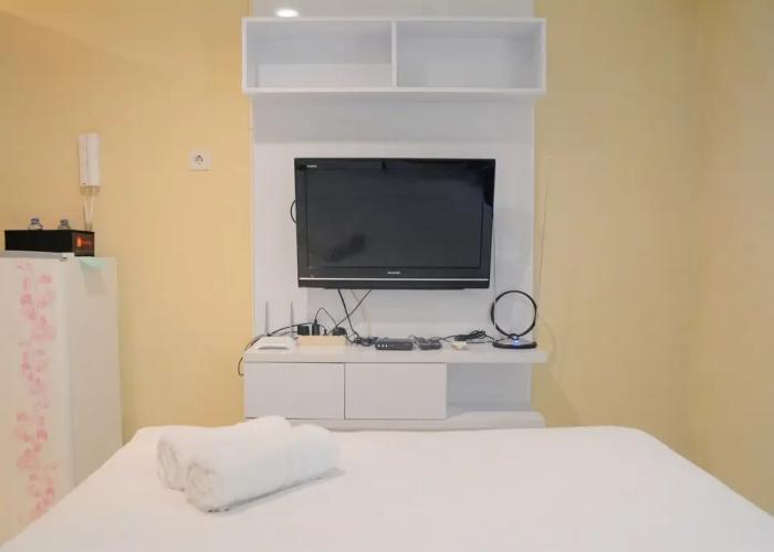 Gorgeous Studio Cinere Bellevue Apartment
